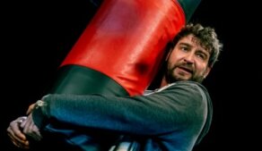 Divadelní představení: Oko tygra