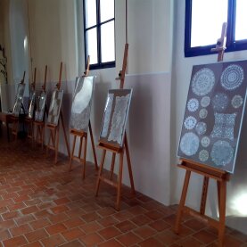 Výstava "Krása a elegance ručně háčkovaných a paličkovaných deček"