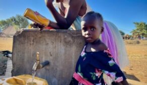 AFRIKOU z Austrálie do Evropy vlastním obytňákem