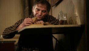 Ucpanej systém Remaster - Dejvické divadlo