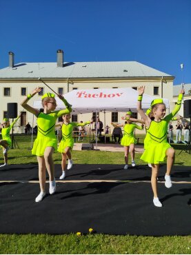 Večer mažoretek